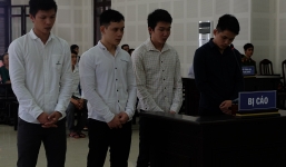 Bà chủ quán bánh canh kêu con trai chém người vì tưởng nhóm thanh niên chọc ghẹo con gái mình