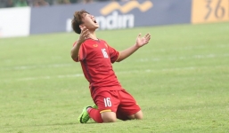 Mẹ Minh Vương: 'Bàn thắng của con là món quà ngày giỗ bố'