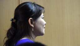 Bà 'trùm' cầm đầu đường dây buôn logo 'xe vua' ngất xỉu tại tòa