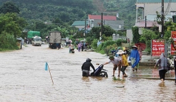 Ba người chết, nhiều xã miền núi phía Bắc bị cô lập do mưa lũ