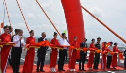Thông xe cây cầu hơn 7.000 tỉ và cao tốc Hạ Long - Hải Phòng