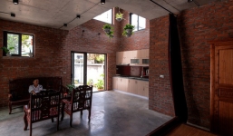 Ngôi nhà gạch xây dựng hết 350 triệu đồng của Quảng Ninh trên báo Mỹ