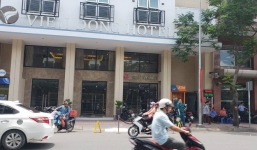 Người đàn ông ngoại quốc rơi từ khách sạn xuống đất tử vong ở Sài Gòn