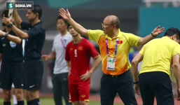 HLV Park Hang-seo bật cười, đồng ý gia hạn hợp đồng nếu được VFF ngỏ lời