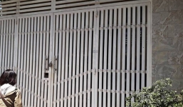 Vụ chồng giết vợ, ôm con cố thủ ở TP.HCM: 'Hai vợ chồng sống rất tốt, cả xóm ai cũng bàng hoàng'