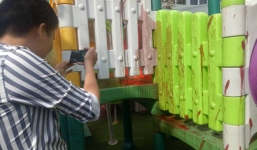 Giang hồ tấn công, ném 'bom bẩn' vào trường mầm non trong ngày khai giảng