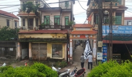 Sửa bồn nước, 2 cha con bị điện giật tử vong thương tâm