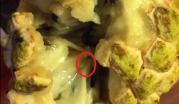 Nàng dâu tức giận tố mẹ chồng cho cháu ăn quả na có giòi, chị em đã chẳng bênh còn trách thêm vì điều này