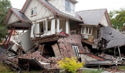 Bí kíp nhận biết động đất và mẹo thoát thân 'khẩn cấp'