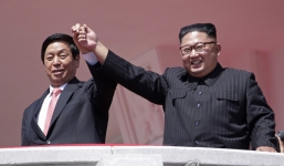 Hé lộ những hình ảnh đầu tiên trong lễ duyệt binh quân sự hoành tráng của Triều Tiên