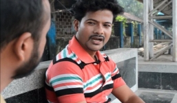 Lỡ trúng tiếng sét ái tình, chàng trai miệt mài dán 4.000 tấm áp phích, làm luôn phim ngắn để tìm lại người con gái định mệnh của đời mình