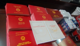 Quảng Nam: 1 xã có 3 phó chủ tịch cùng xài bằng giả