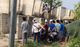 Phát hiện thi thể tử vong trong tư thế quỳ