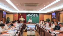 Cách tất cả chức vụ trong Đảng của Đại tá Hồ Xuân Vượng