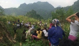 Tá hỏa phát hiện thi thể nam giới phân hủy dưới đèo Thung Khe