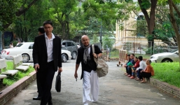 Kết thúc buổi làm việc giữa vợ chồng ông chủ cà phê Trung Nguyên