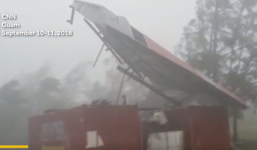 Sức mạnh khủng khiếp của siêu bão Mangkhut khi quét qua đảo Guam