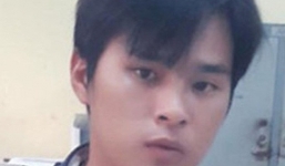 Thanh niên bị bắt sau khi trộm phải túi xách của nữ đại tá công an