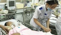 Vụ cả gia đình nghi ngộ độc ở Đà Nẵng: Mẹ chết sau 2 giờ điều trị, bé 3 tuổi tử vong trước khi nhập viện