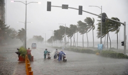 Bão Mangkhut gây mưa cho các tỉnh miền núi, đe dọa nhà máy điện hạt nhân gần Việt Nam
