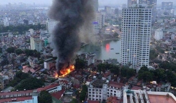 Ông chủ khu trọ nghĩa tình 15k/đêm cho người nghèo Hà Nội: 'Cháy trụi cả rồi, giờ mọi người biết lấy chỗ đâu mà ở nữa...'