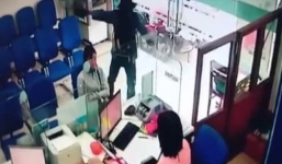 Vụ cướp ngân hàng ở Tiền Giang: Nghi phạm đã uống thuốc diệt cỏ khi bị bắt