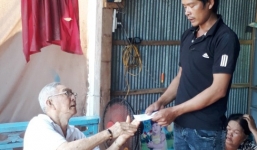 Bị cây đè trong nước lũ, hai mẹ con tử vong thương tâm