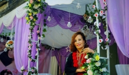 Đám cưới của cô dâu 62 tuổi và chú rể 26: Mẹ chồng khoác áo truyền thống cho con dâu, hỏi sao vẫn chưa chịu gọi bà là mẹ