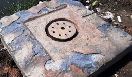 Đào móng nhà phát hiện vật lạ nghi cổ vật quý hiếm