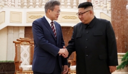 Kim Jong-un bất ngờ thừa nhận Triều Tiên 'có cũ một chút'