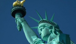 Sự thật ít người biết đằng sau bức tượng Nữ thần Tự do nổi tiếng nhất nước Mỹ
