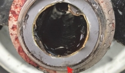 Rơi mất một bánh xe, máy bay vẫn tiếp đất an toàn