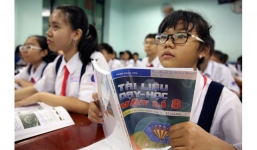 TP. HCM biên soạn sách giáo khoa riêng trong lúc chờ khung chương trình của Bộ Giáo dục