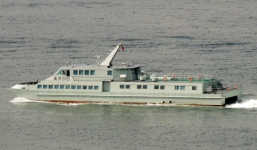 Tàu quân sự Trung Quốc gãy mỏ neo, mắc kẹt vì siêu bão Mangkhut