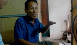 Ông Hiệp 'khùng' lên tiếng khi bị hàng xóm tố vào tù ra tội, tự đốt nhà để có tiền từ thiện