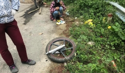 Nữ phượt thủ đổ đèo Tam Đảo rồi lao xuống vực, người không sao nhưng xe gãy làm đôi