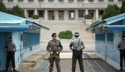 Hàn – Triều thảo luận việc tháo gỡ vũ khí khỏi làng đình chiến Panmunjom