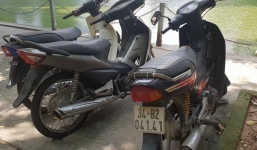 Bắt giữ nhóm thanh niên chuyên trộm cắp xe máy tại các sảnh chung cư ở Hà Nội