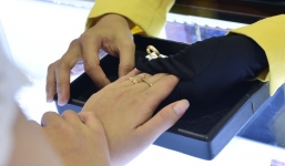 Giá vàng hôm nay 26/9/2018: Bất ngờ đảo chiều tăng mạnh trước thềm cuộc họp của Fed