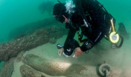 Phát hiện xác tàu buôn 400 năm dưới đáy đại dương