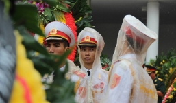 Đón không khí lạnh, Hà Nội mưa rào ngày tiễn đưa Chủ tịch nước Trần Đại Quang