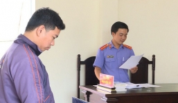 Lãnh án vì 'mua dâm' rồi quay sang cưỡng hiếp nữ tiếp viên 14 tuổi 