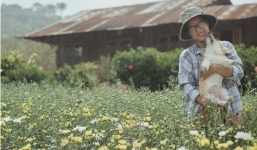 Rời bỏ phố thị, cô gái Sài Gòn lên Đà Lạt cùng bạn trai xây dựng khu vườn giữa núi rừng hoang vu dành cho thú cưng