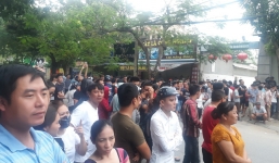 Vây bắt nghẹt thở kẻ dùng lựu đạn cố thủ trong nhà ở TP Vinh: Đối tượng vẫn lên FB thách thức