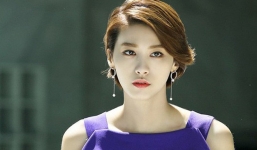 Đến nhà đồng nghiệp liên hoan, bất ngờ phát hiện quần đùi của chồng trong tủ quần áo và đòn cao tay của người vợ