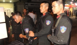 Đại úy CSCĐ trực tiếp giáp mặt kẻ ôm lựu đạn cố thủ suốt 14 giờ