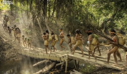Ảnh 'hot' về bộ lạc đặc biệt nhất thế giới trong rừng Amazon