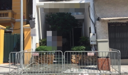 Giải cứu 3 nhân viên mắc kẹt trong thẩm mỹ viện bị cháy