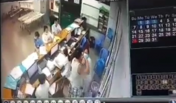 Nữ nhân viên đang trực cấp cứu ở viện bị kẻ lạ xông vào đánh tới tấp
