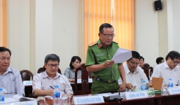 Diến biến mới nhất vụ trưởng Công an xã 'ra giá'100 triệu đồng để làm CMND